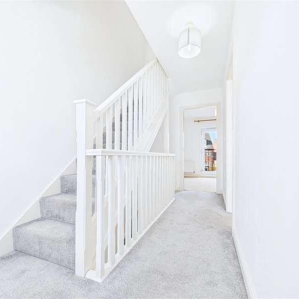 Blakeholme Court, Burton-on-trent, DE14 - Photo 1