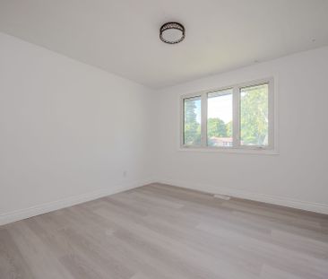 For Lease - 575 Third Line Unit# A, Oakville, Ontario - Photo 3
