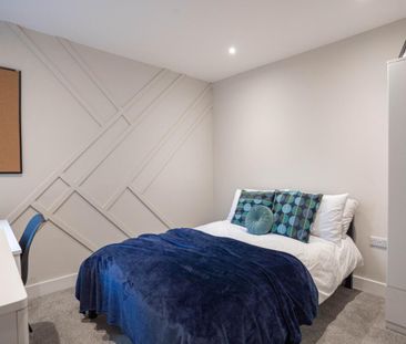 Telephone #68 - Photo 2