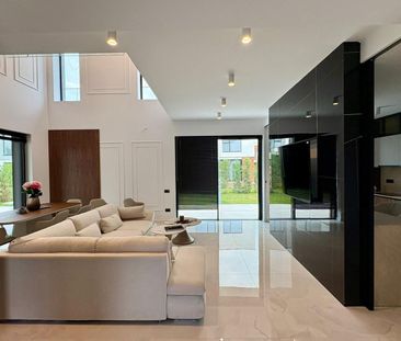 Luxury 4-room Villa - Tunari - Photo 2