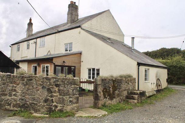 3 bedroom semi-detached house to rent - Photo 1
