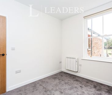 2 bedroom apartment to rent High Street, Hurstpierpoint, Hassocks, ... - Photo 4