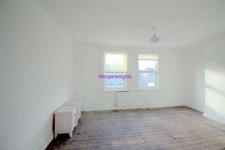 High Street North, East Ham, E6 - Photo 2