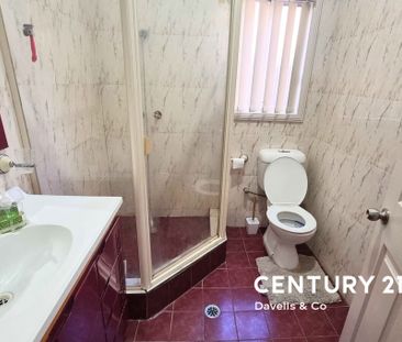 Make 36 Mort Street Your New Home! Water Included! - Photo 5