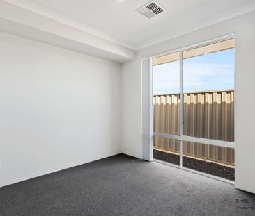 Your Perfect Family Home in Yanchep! - Photo 6