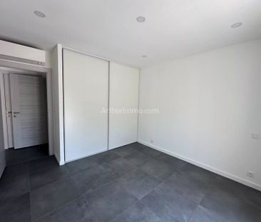 Location Appartement 2 pièces 45 m2 à Ajaccio - Photo 4