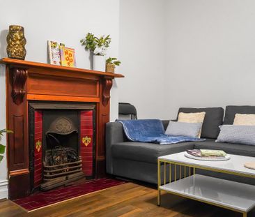 Chippendale - Photo 2