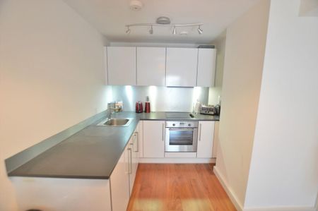 1 bedroom apartment to rent - Photo 4