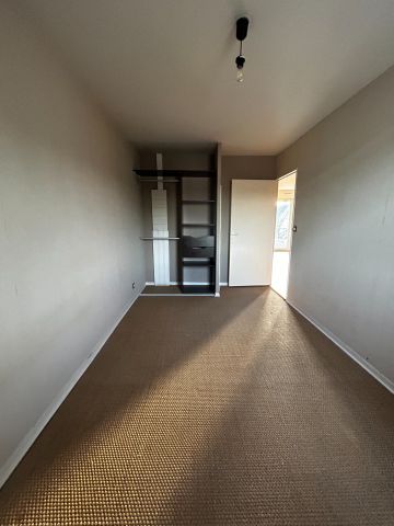 Location Appartement 4 pièces 74m² RENNES 35000 - Photo 5