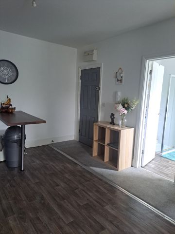 2 Bed Flat, Norbury Crescent, SW16 - Photo 5