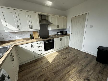 2 bedroom house share to rent - Photo 5