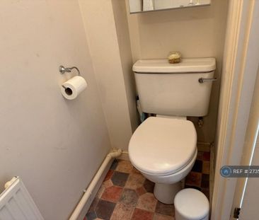 3 bedroom terraced house to rent - Photo 4