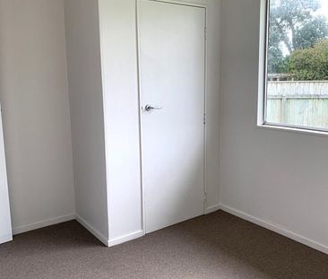 Charming 3 bedroom Home Paraparaumu Beach - Photo 2