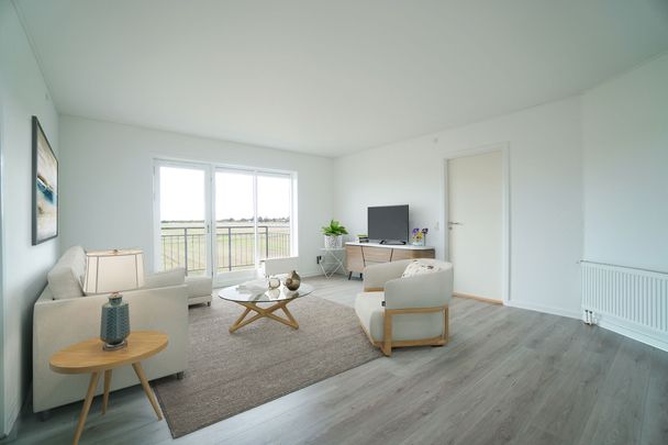 Indretningsvenlig lejebolig i Odense S med seperat køkken, skøn altan samt gratis parkering - Photo 1