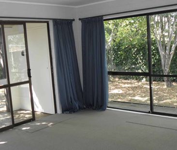 Accross From Sylvia Park - Photo 1
