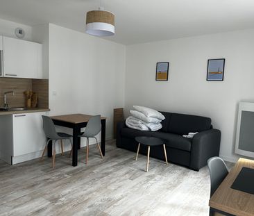 Location Appartement 1 pièce 28m² - Photo 3