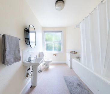 Fortess Road, London - Photo 4