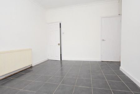 2 bedroom House To Let - Photo 4