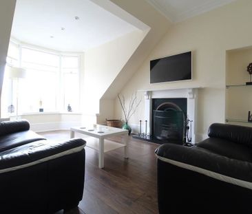 Elmfield Avenue, top floor, - Photo 6