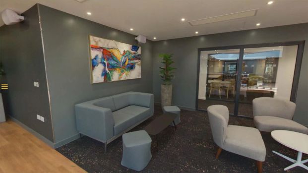 Extra Large Double Studio - Photo 1