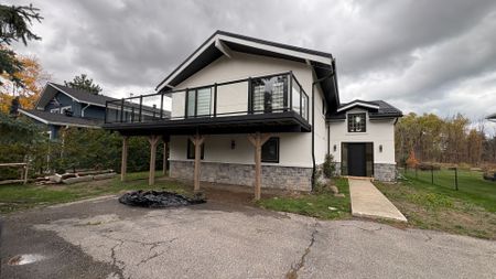 For Lease - 107 Campbell Crescent, Blue Mountains, Ontario - Photo 4