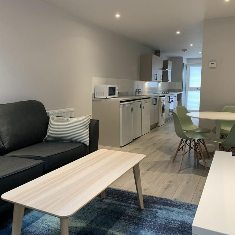 2 bedroom flat to rent - Photo 1