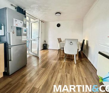 2 bedroom terraced house to rent - Photo 4