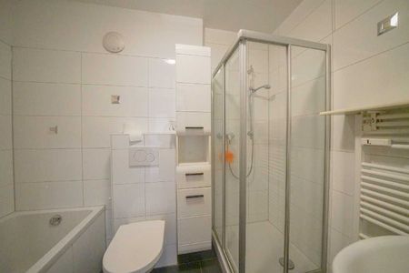 Moderne 2-Zimmer-Wohnung mit Balkon und EBK! - Photo 3