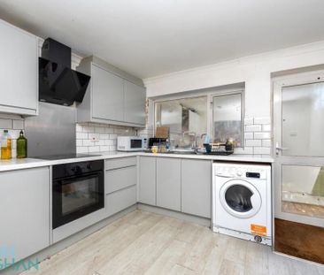 6 bedroom terraced house to rent - Photo 2