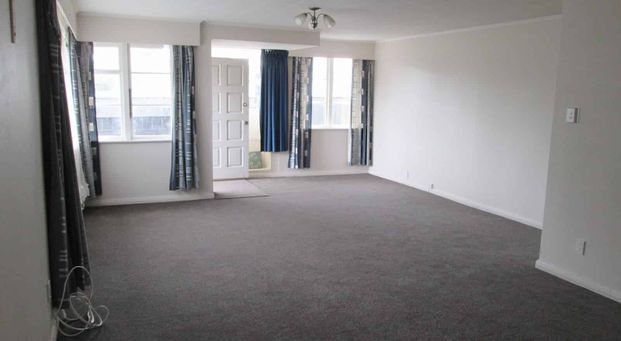 FOUR BEDROOMS, HOKOWHITU - Photo 1