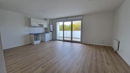Location Appartement 3 pièces 62m² - Photo 2