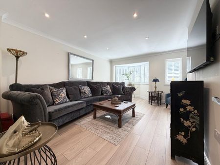 3 bedroom terraced house to rent - Photo 2