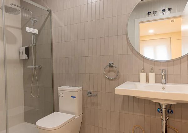 Paseo de las Delicias, Madrid, Community of Madrid 28045