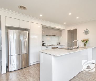 PARK FACING BEAUTY - Photo 3