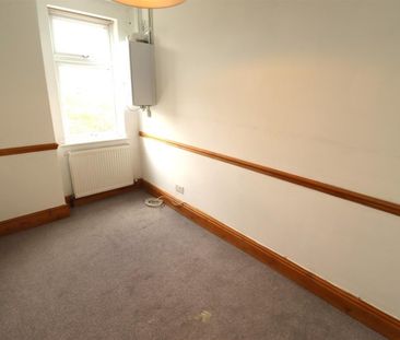 Park Avenue, Nuneaton - Photo 1