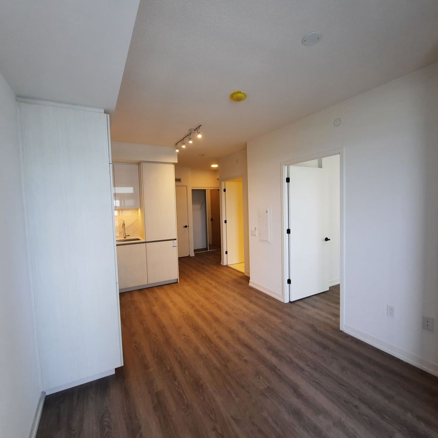 For Lease - 8 Interchange Way Unit# 1815, Vaughan, Ontario - Photo 1