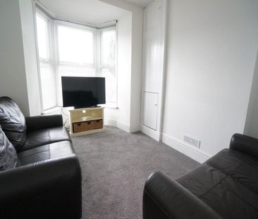 201 Caernarfon Road - Photo 1