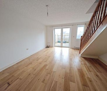 2 bedroom end of terrace house to rent - Photo 1