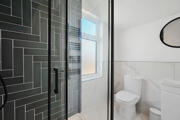 5 Bed Student Accommodation - Photo 1