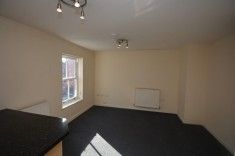 2 bed Apartment for Rent - Photo 3