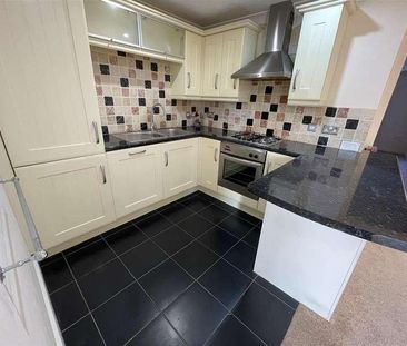 Coleshill Road, Atherstone, CV9 - Photo 2