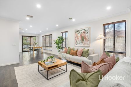 4 Derby Court, Cranbourne North VIC - Photo 4