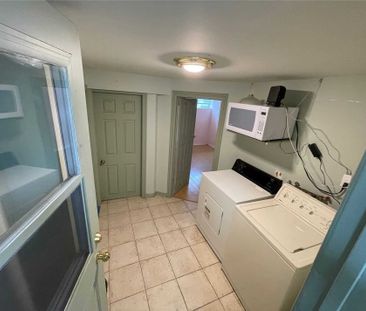 For Lease - 87 Steeles Avenue Unit# UNIT 'A', Toronto, Ontario - Photo 4