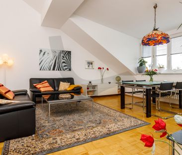 Mit Sonnenterrasse & schöner Wohnatmosphäre - Photo 2