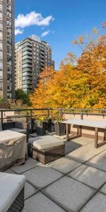 Stunning 2 Bed + 2 Bath + Den + Solarium with Huge Private Patio - Photo 3