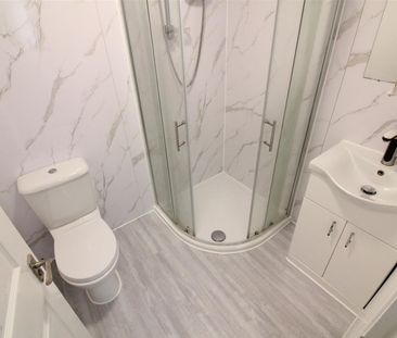 Perry Close, Uxbridge - Photo 5