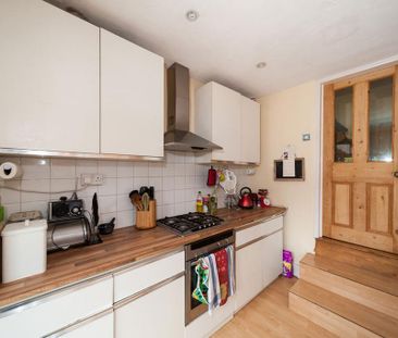 3 bedroom terraced house to rent - Photo 5