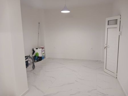 Studio/Γκαρσονιέρα για ενοικίαση Σκεπάρνη (Αμπελόκηποι) - Photo 4