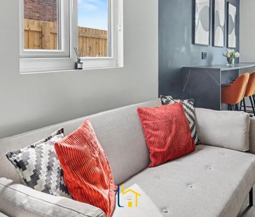 1 bedroom in a house share to rent - Photo 2