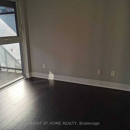 Jarvis St. & Bloor St.W Beautiful 2Bdrm Split Laminate Floors Corner - Photo 1